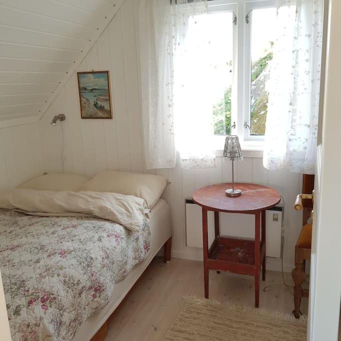 Lys Og Lettstelt Leilighet Med Utsikt Over Byen Apartment ซานเดฟยอร์ด ภายนอก รูปภาพ